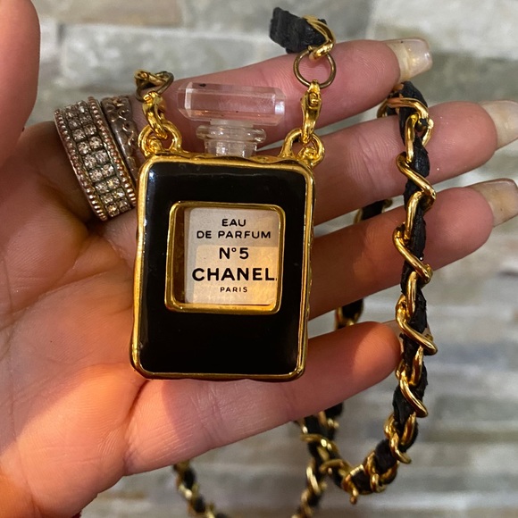 CHANEL, Jewelry, Chanel Perfume Necklace